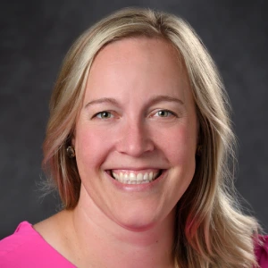 Headshot of Rachel Hahn