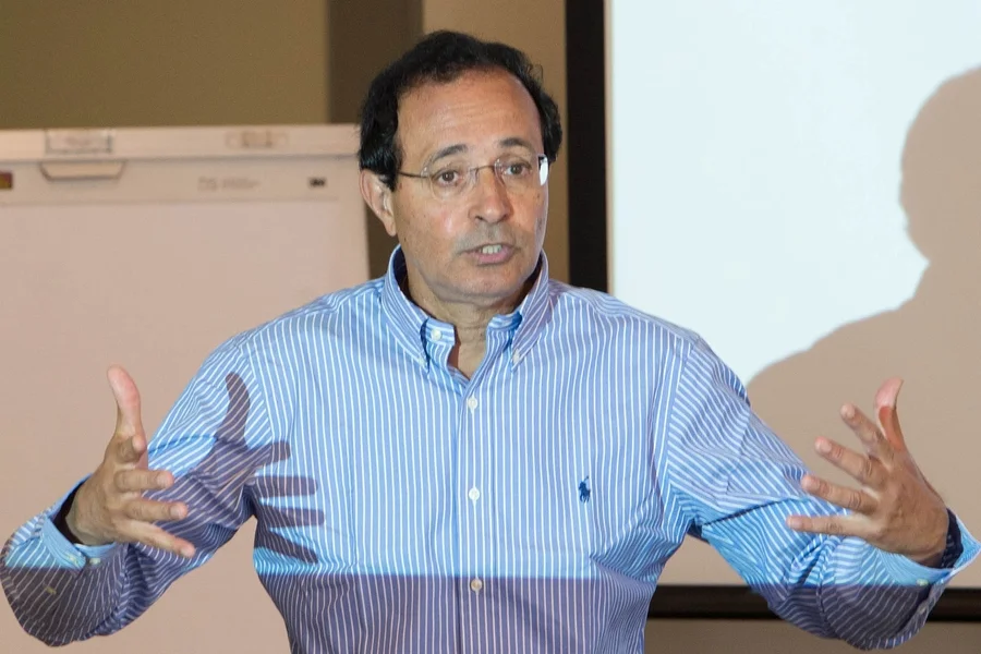 David Simchi-Levi teaching