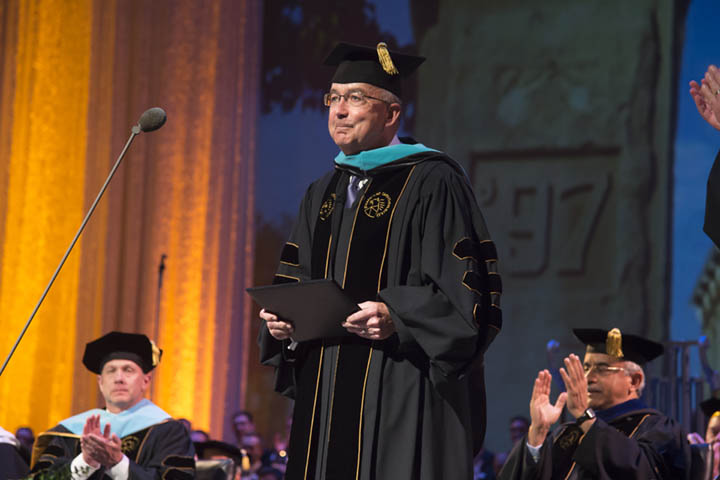 Krannert alumnus and John Deere CEO Samuel R Allen recieves an honorary doctorate from Purdue in 2017